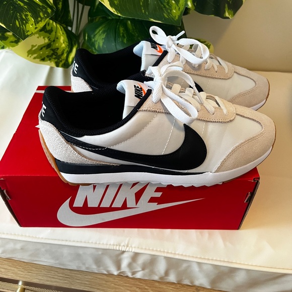 Nike pacific Sneaker - Picture 3 of 5